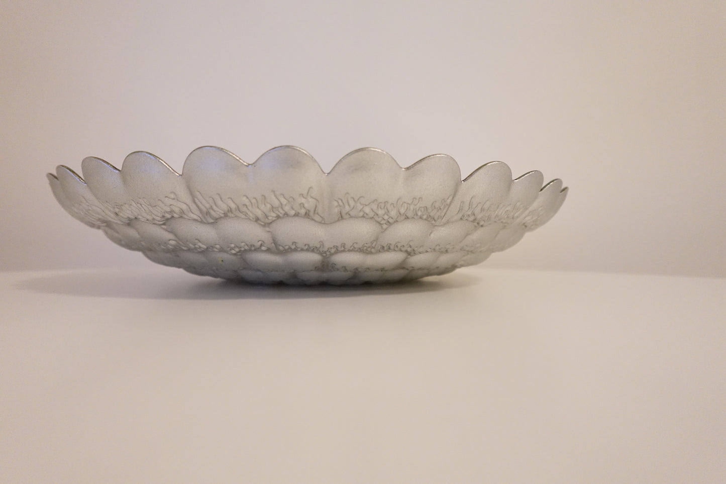 Handmade Peacock-Style Round Scalloped Bowl